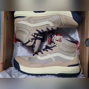 Vans UltraRange Exo Hiking Boots Size 8